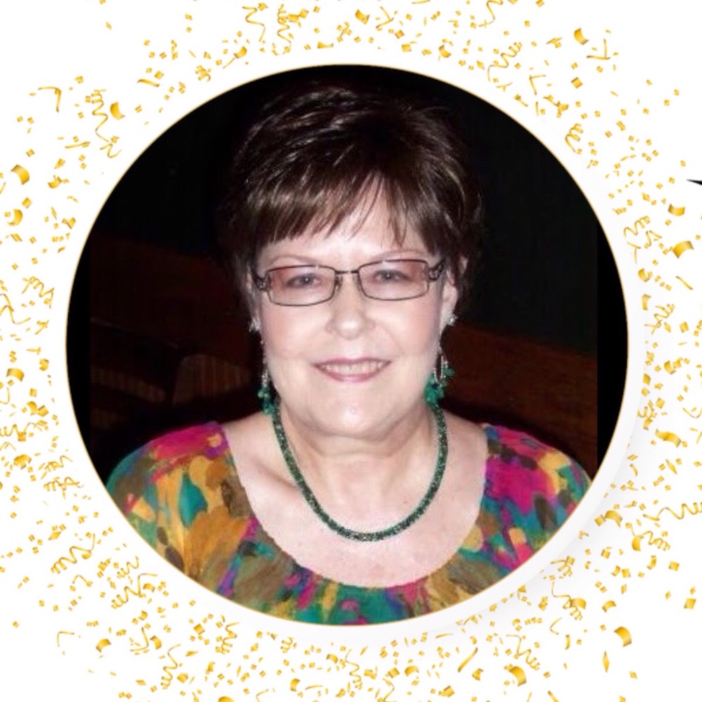 🦋MEET YOUR POSHER🦋CAROLYN🌷🦋 - Picture 2 of 3